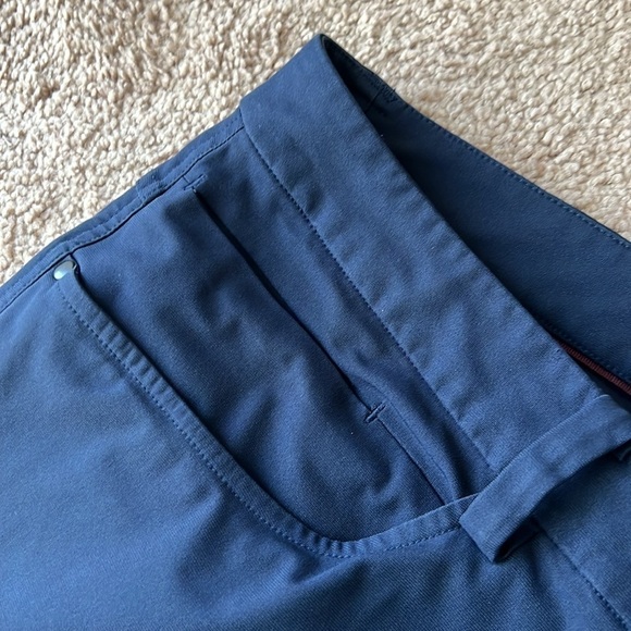 Lululemon ABC Pant Classic 32” Classic Navy - Picture 9 of 15